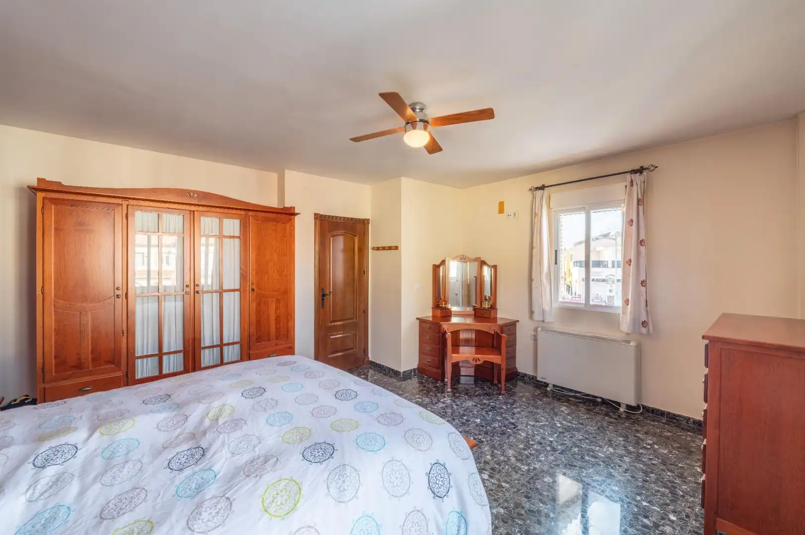 Habitación de Casa o chalet en venta en Vegas del Genil