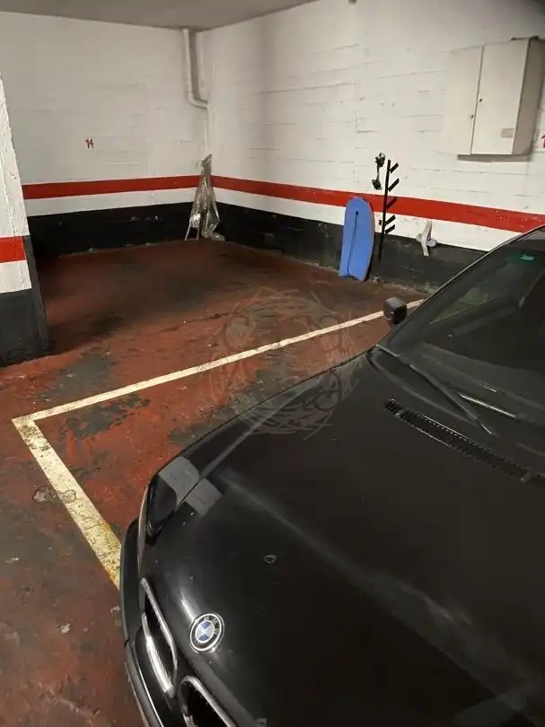 Parkplatz von Garage zum Verkauf in Bilbao 
