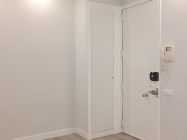 Flat with lift to rent in Calle de Fernández de los Ríos
