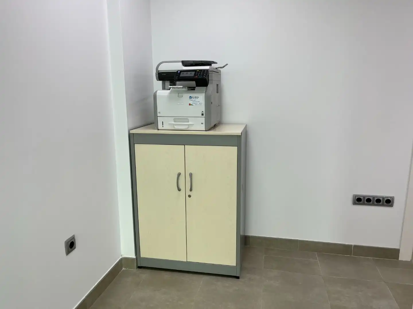 Oficina de lloguer en Murcia amb Aire condicionat, Calefacció i Moblat