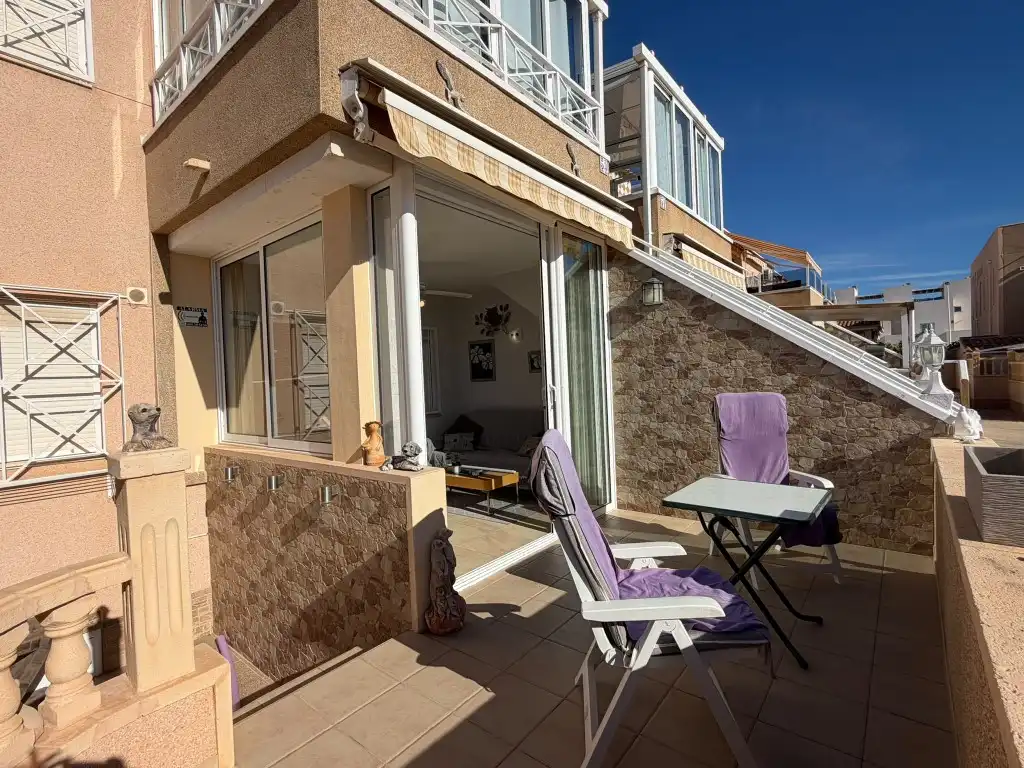 Apartment with pool for sale in Calle Francisco De Quevedo, imagen 2