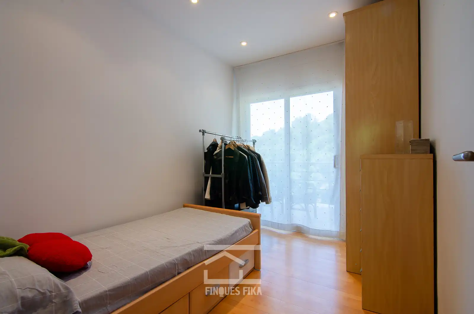 Habitación de Casa o chalet en venta en Premià de Dalt con Calefacción, Jardín privado y Terraza