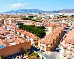 Vista exterior de Casa adosada en venda en El Ejido