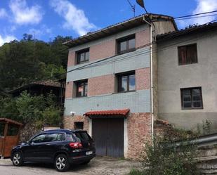 Vista exterior de Casa o xalet en venda en Laviana