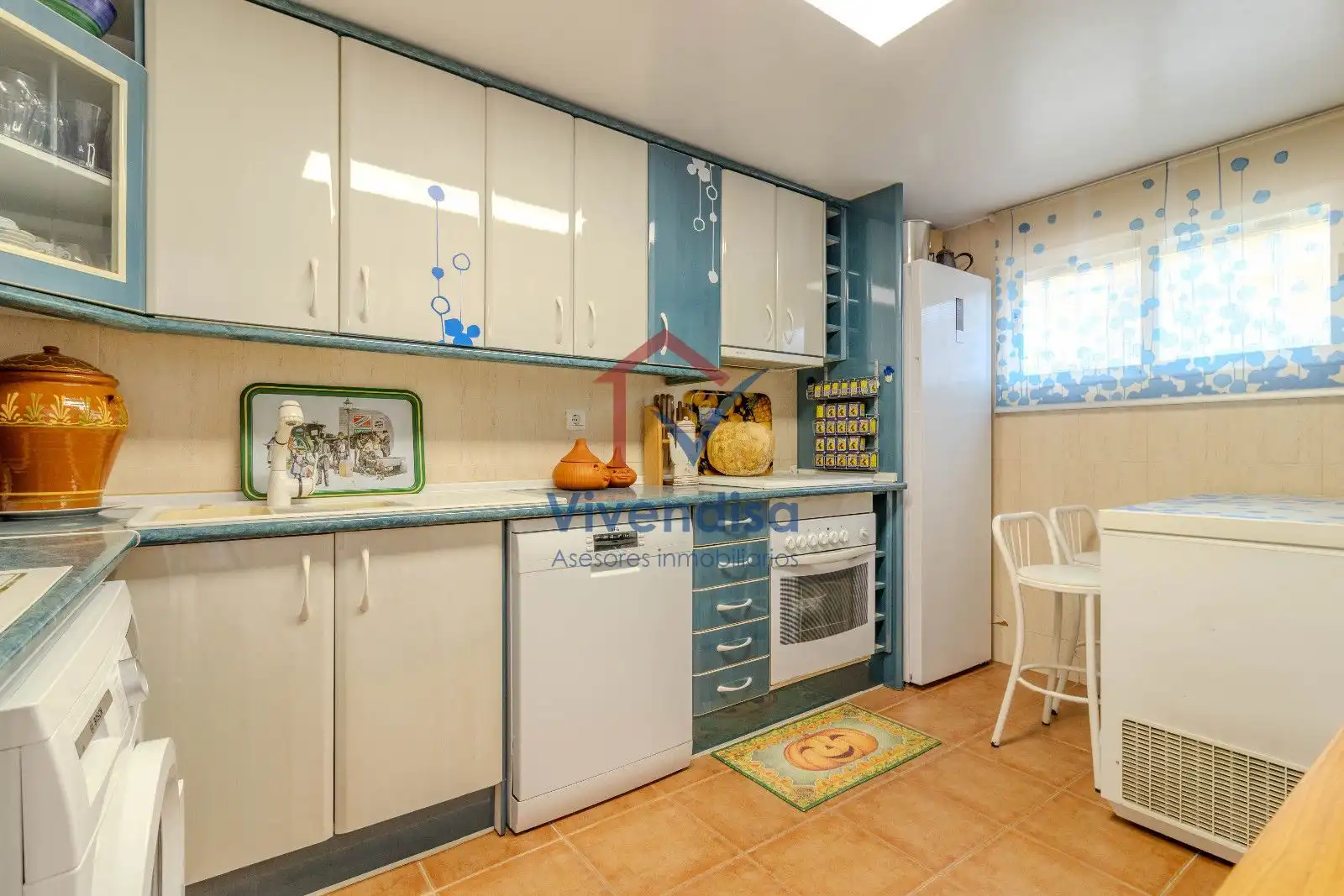 Cocina de Casa adosada en venta en Cabanillas del Campo con Terraza y Piscina