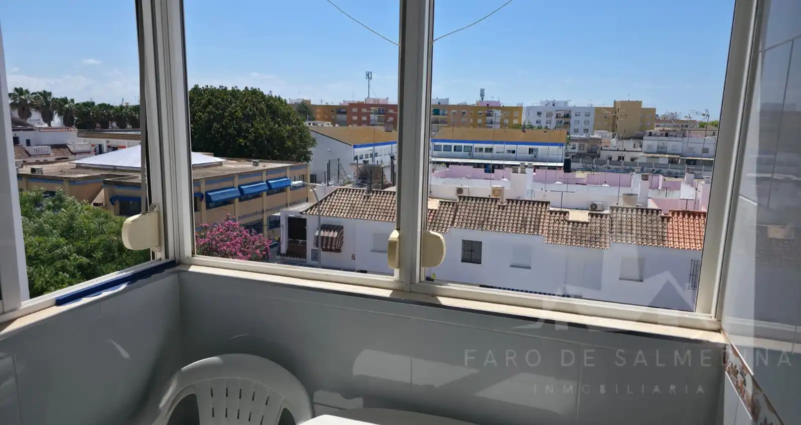 Balcony of Flat for sale in Chipiona  with Terrace and Furnished