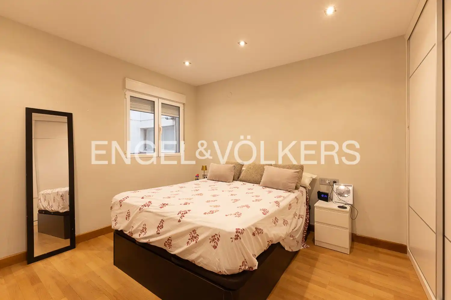 Habitación de Piso en venta en Valencia con Aire acondicionado, Calefacción y Amueblado