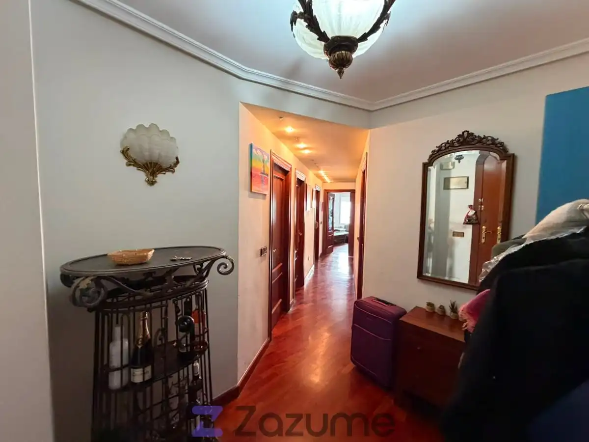 Piso de alquiler en Valencia con Parquet, Amueblado y Horno