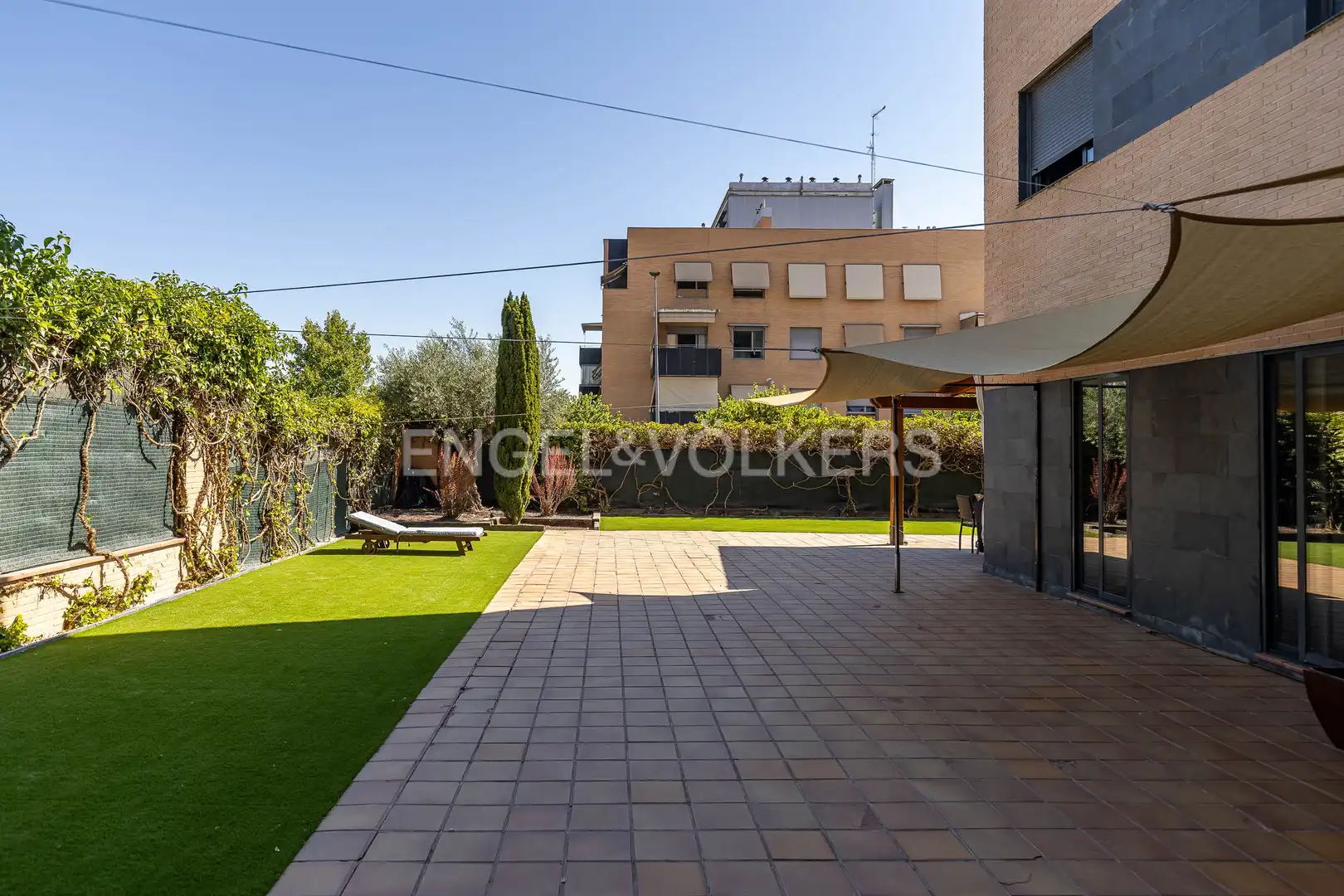 Terraza de Piso en venta en San Sebastián de los Reyes con Aire acondicionado, Calefacción y Jardín privado