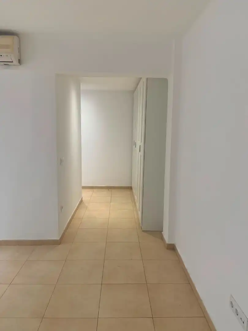 Wohnung zur Miete in Sevilla mit Klimaanlage, Heizung und Waschmaschine