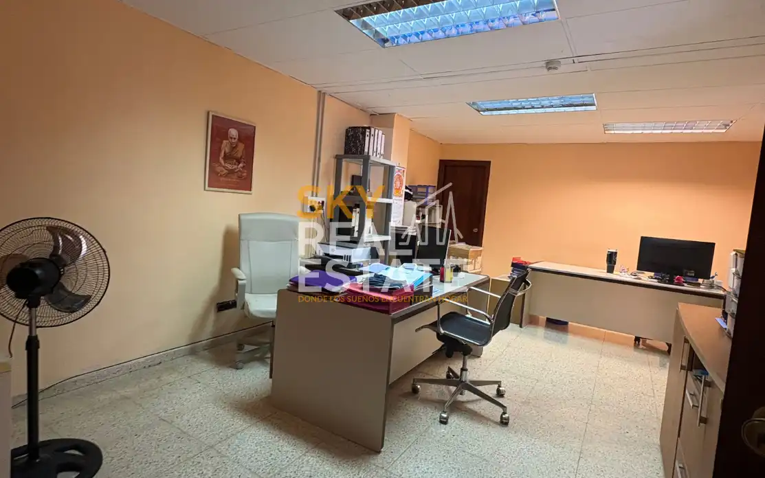 Gewerbefläche zum Verkauf in Carrer del Pare Miquel Mir