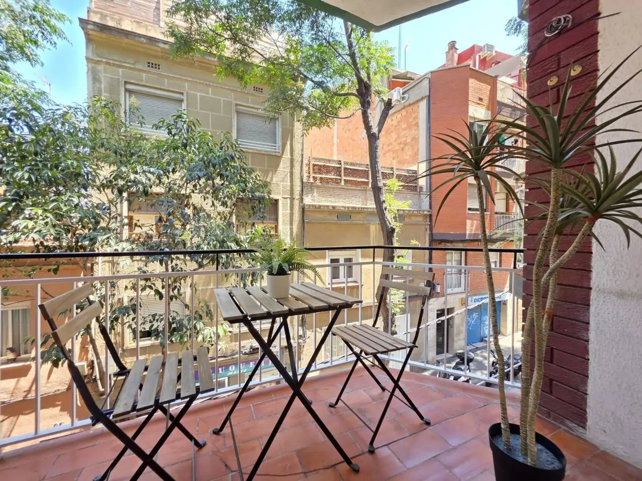 Terrasse von Wohnung zum Verkauf in Barcelona mit Klimaanlage, Parkett und Terrasse
