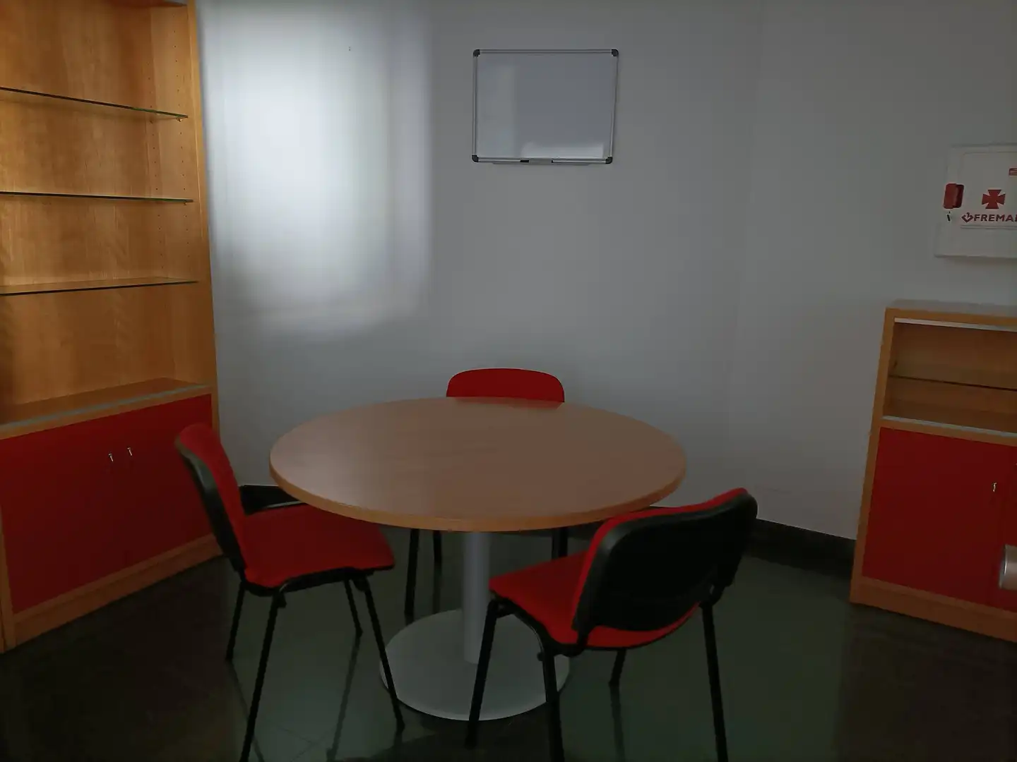 Oficina de alquiler en Narón