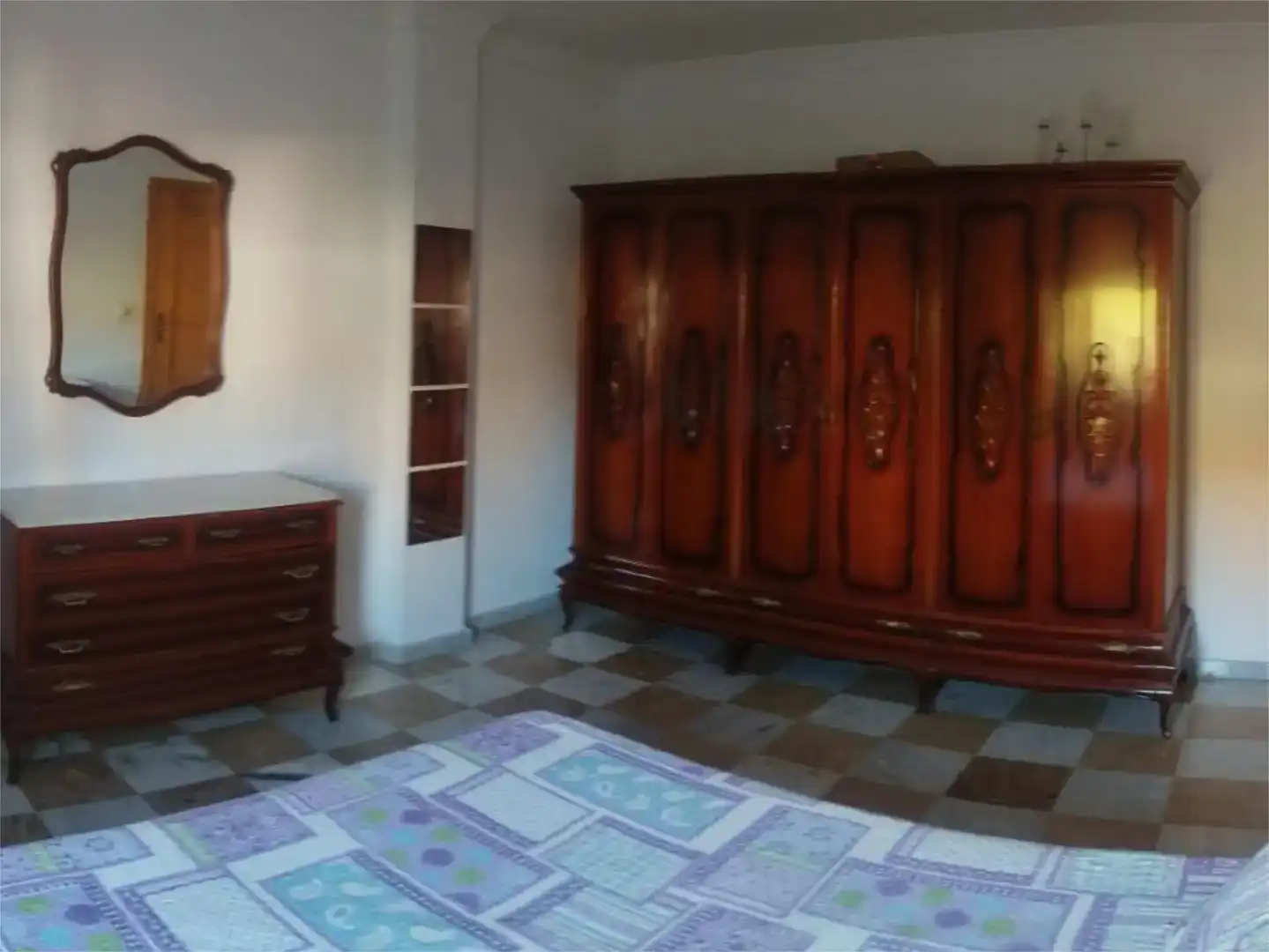 Habitación de Casa adosada en venta en Jun con Aire acondicionado y Balcón