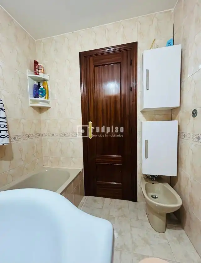 Houses for sale in Cuevas - Ilustración