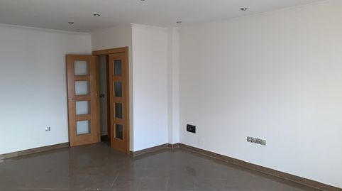 Foto 3 de Piso en venta en Calle Prado Redondo, Torredelcampo, Jaén