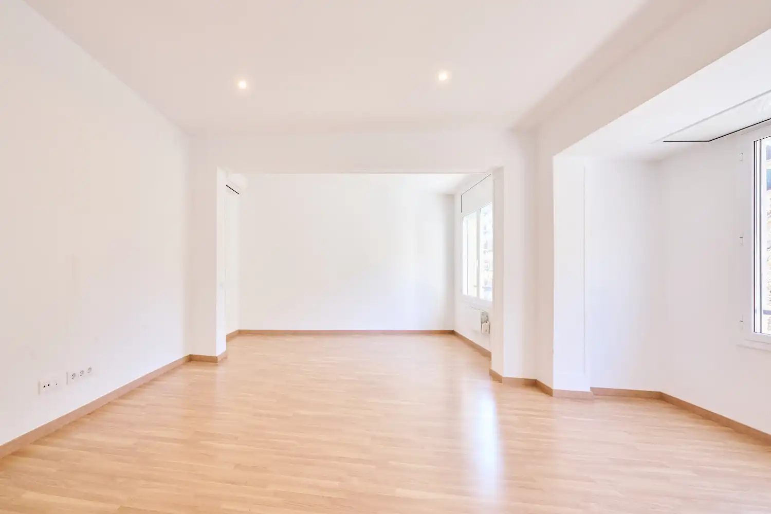 Sala de estar de Piso en venta en Barcelona con Aire acondicionado, Calefacción y Horno