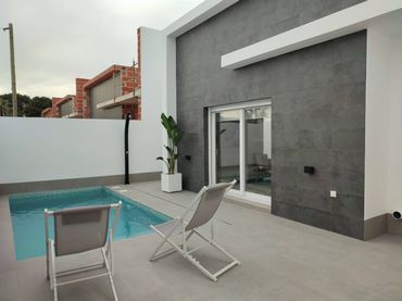 Casa amb balcó en venda a Balsicas