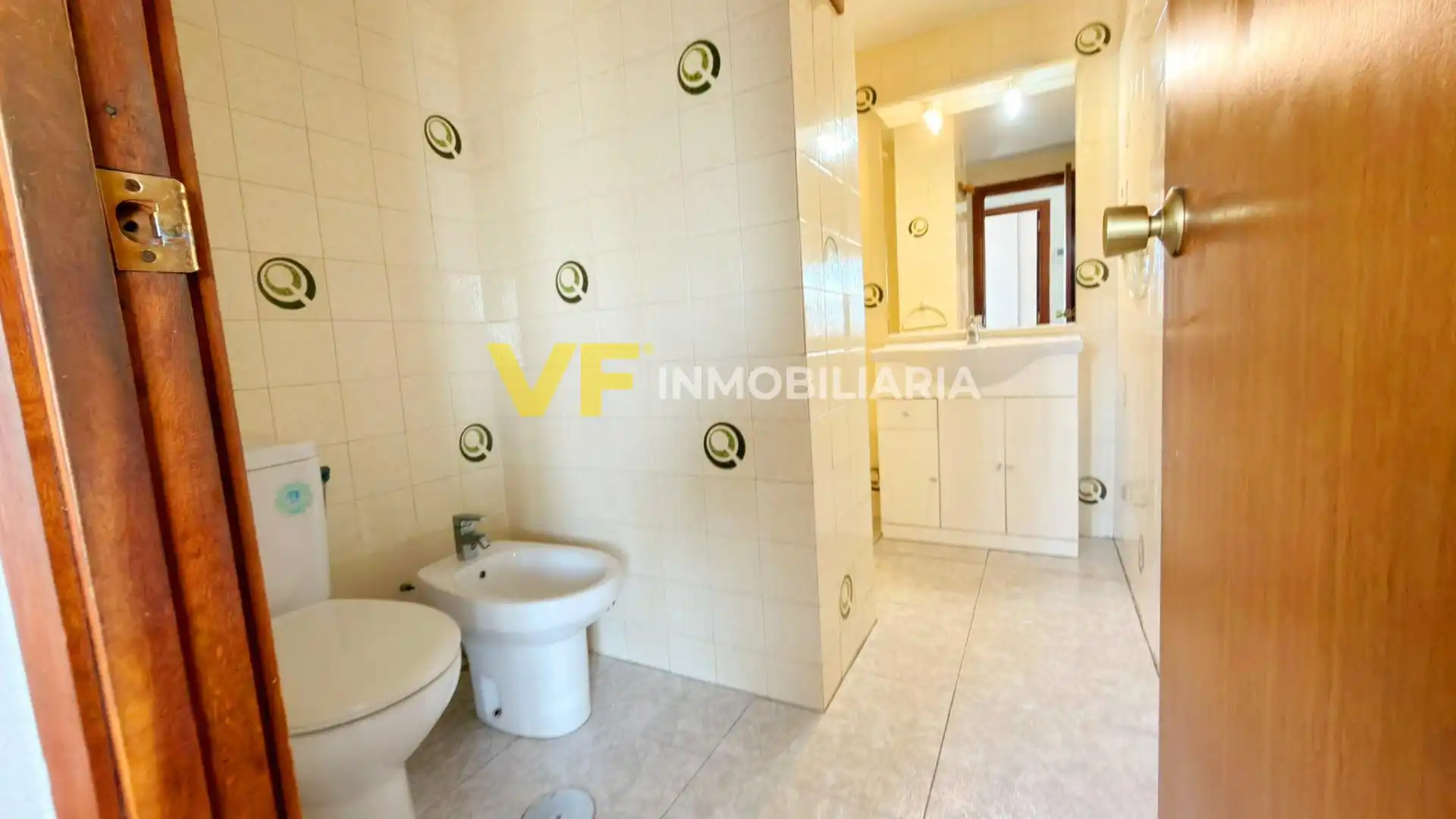 Bany de Pis en venda en Málaga amb Balcó i Piscina comunitària