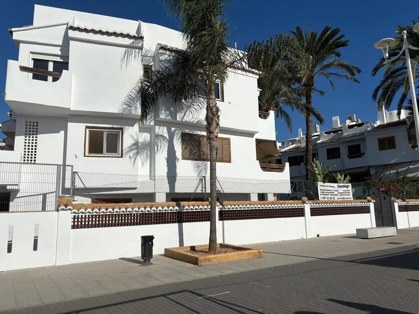 Bungalow con terraza en venta en Plaza Paris, imagen 2
