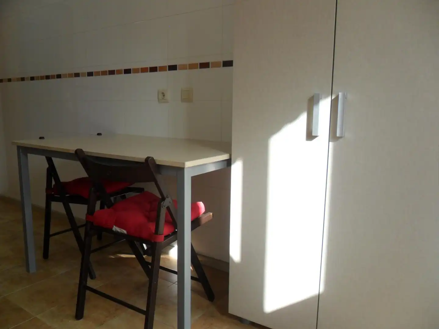 Cuina de Casa adosada de lloguer en Ogíjares amb Terrassa, Traster i Moblat