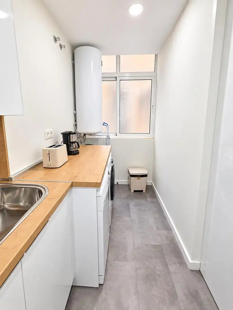 Cocina de Piso de alquiler en Málaga con Terraza, Amueblado y Piscina comunitaria