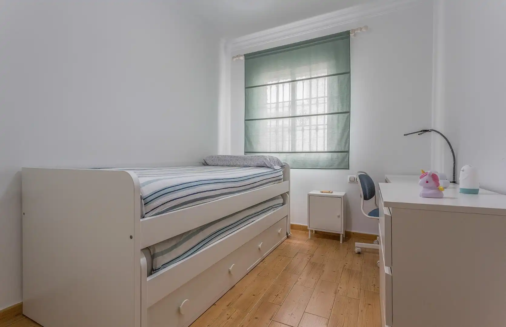 Schlafzimmer von Wohnung zum Verkauf in El Puerto de Santa María mit Klimaanlage und Terrasse