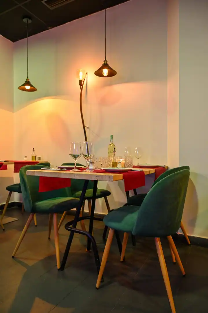 Business premises for transfer in Carrer de Santiago Rusiñol, imagen 4