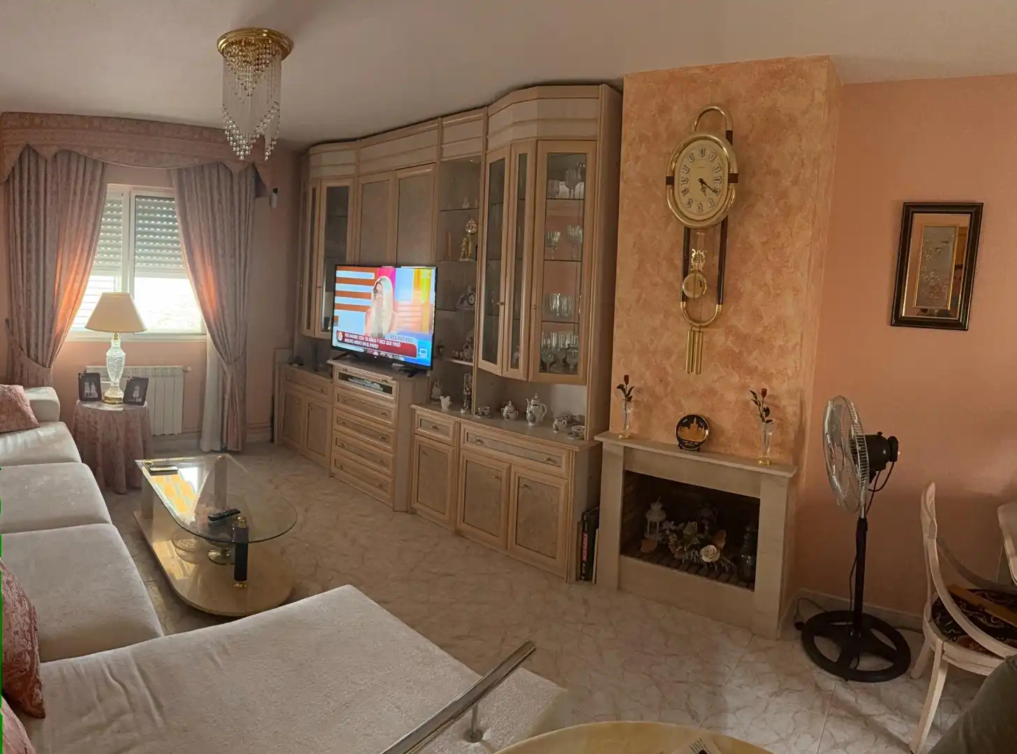 Semi-detached house with garden for sale in Magán