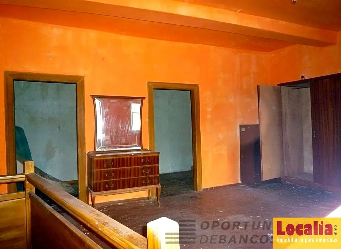 Casa adosada en venta en Arenas de Iguña