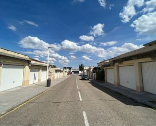 Exterior view of House or chalet for sale in  Toledo Capital  with Air Conditioner, Private garden and Storage room