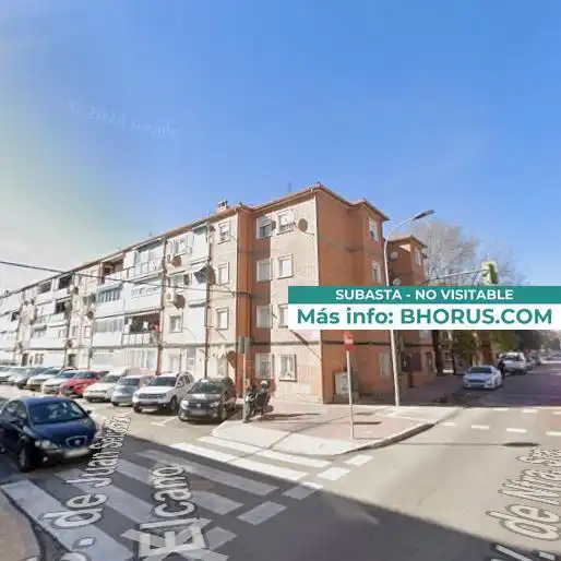 Vista exterior de Piso en venta en Alcalá de Henares