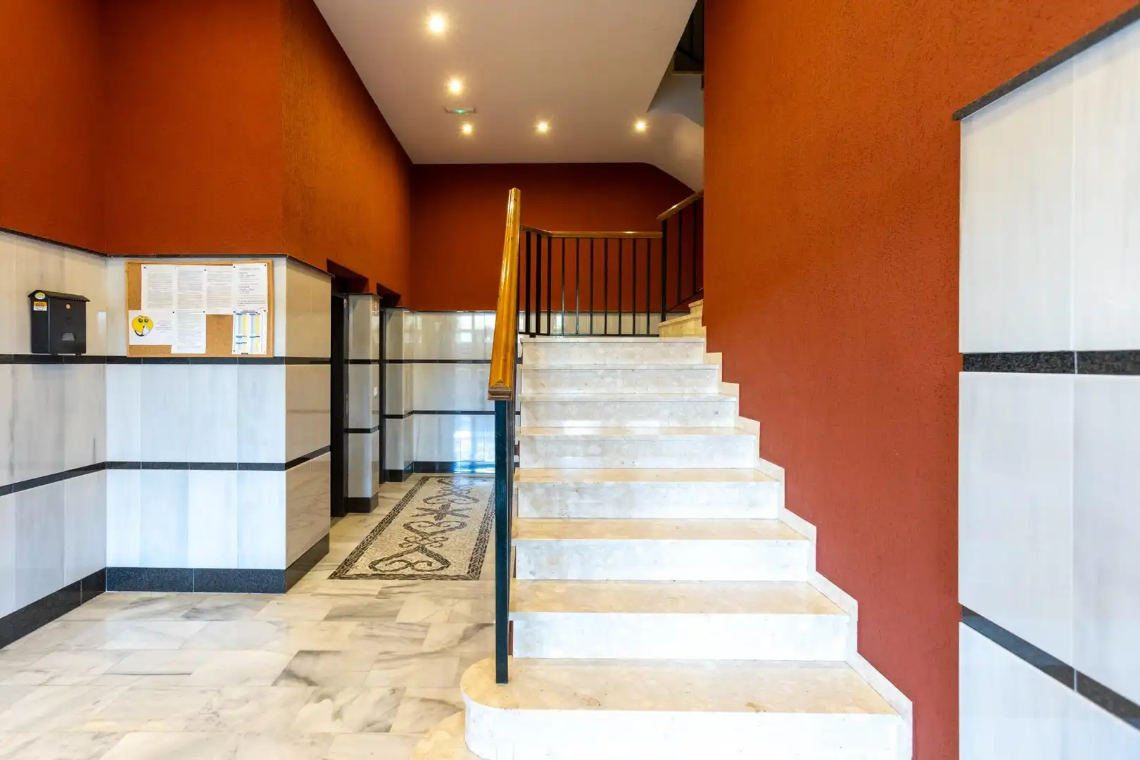 Ático en venta en Motril con Jardín privado, Terraza y Piscina comunitaria