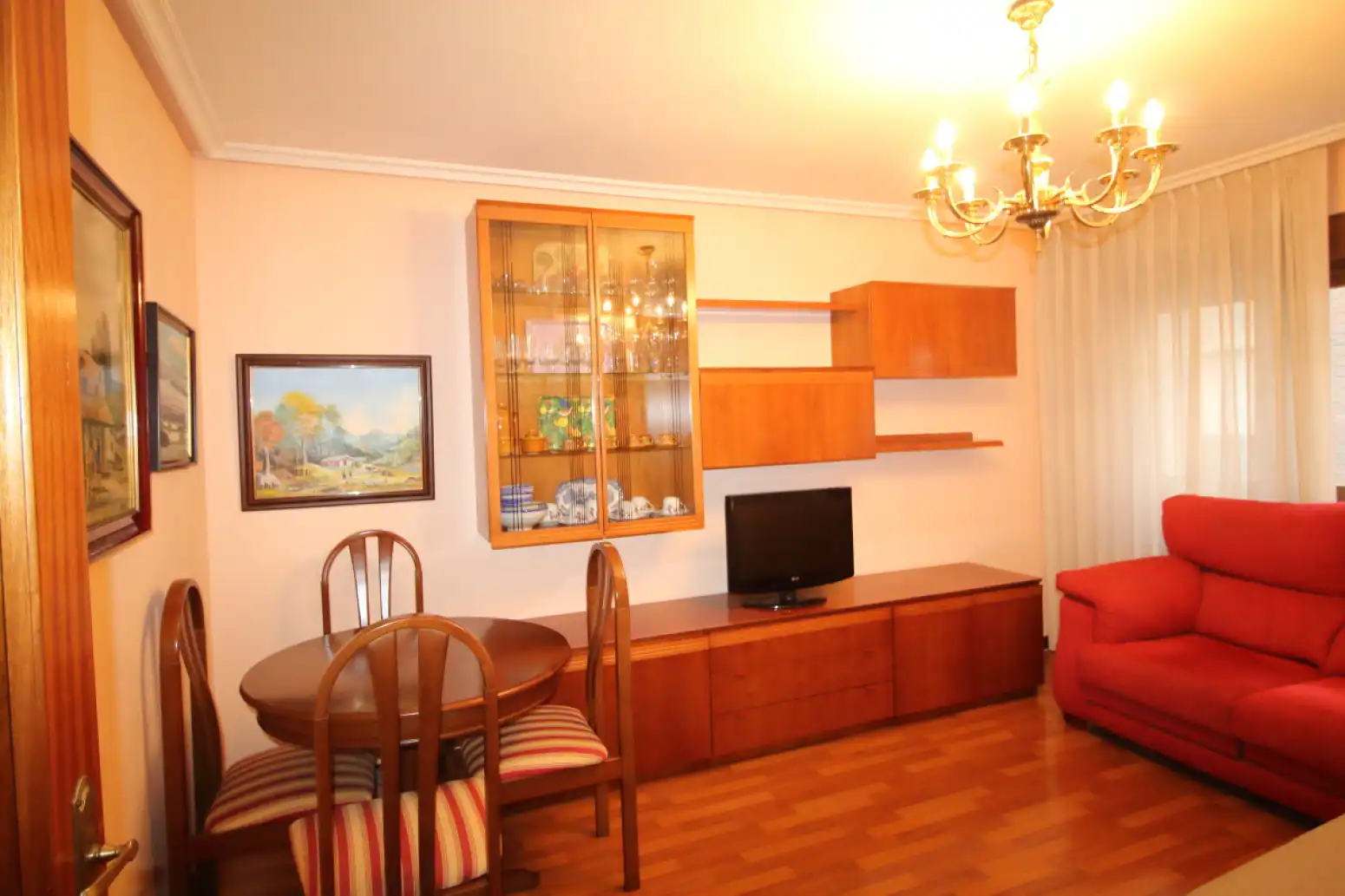 Sala de estar de Piso de alquiler en Gijón  con Calefacción y Terraza