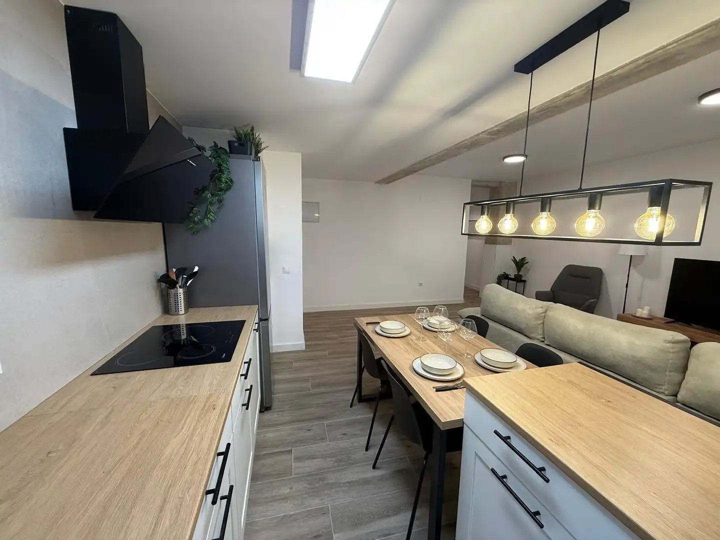 Cocina de Piso en venta en Oviedo  con Amueblado