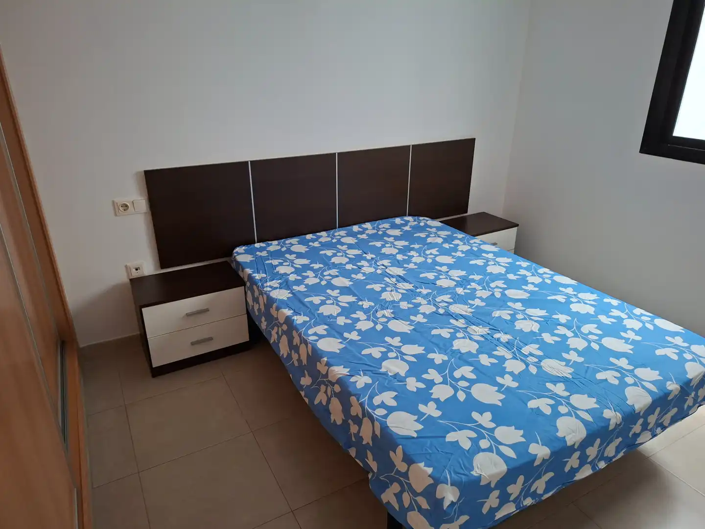 Habitación de Piso de alquiler en Madrigal 