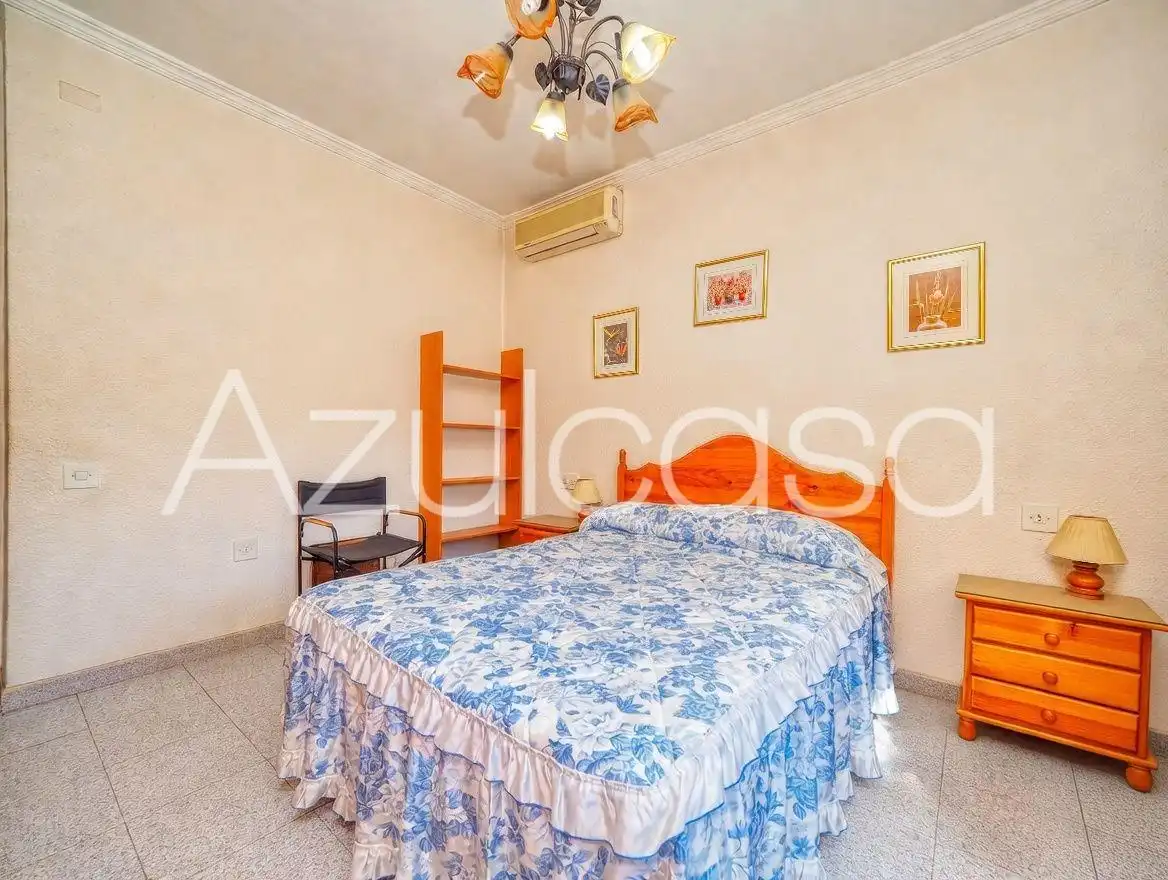 Dormitori de Casa o xalet en venda en Busot amb Aire condicionat, Traster i Piscina