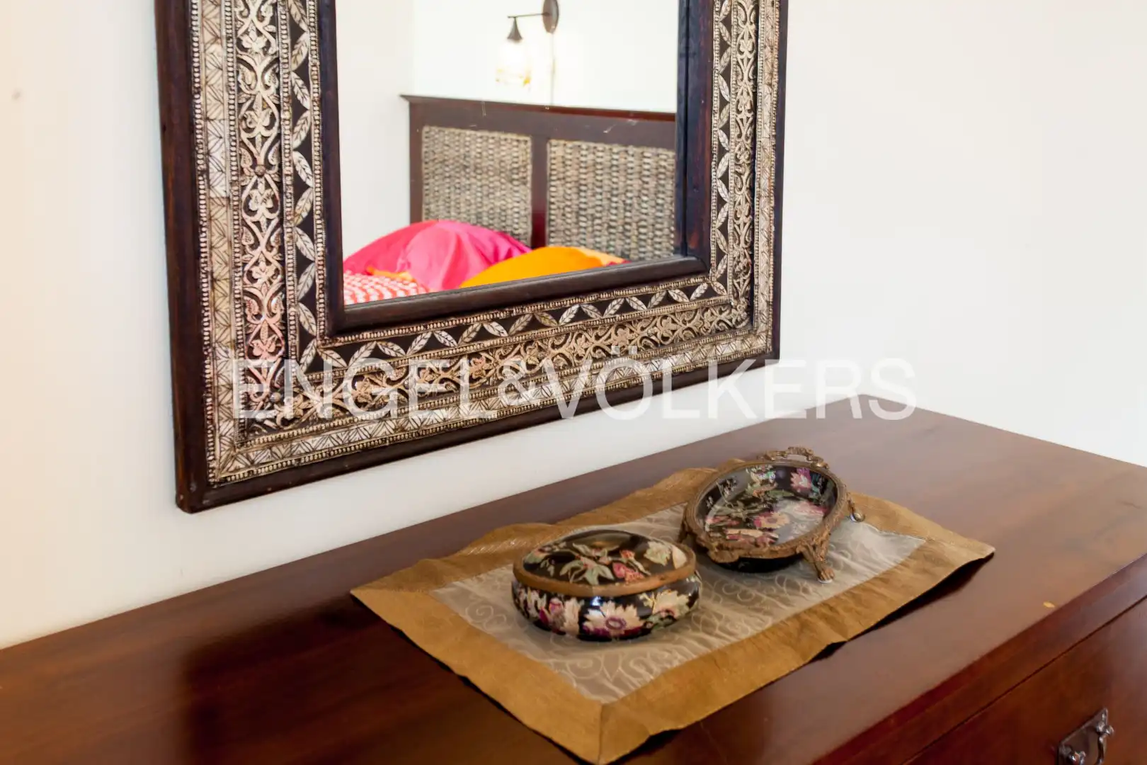 Flat for sale in Sevilla  with Air Conditioner and Heating