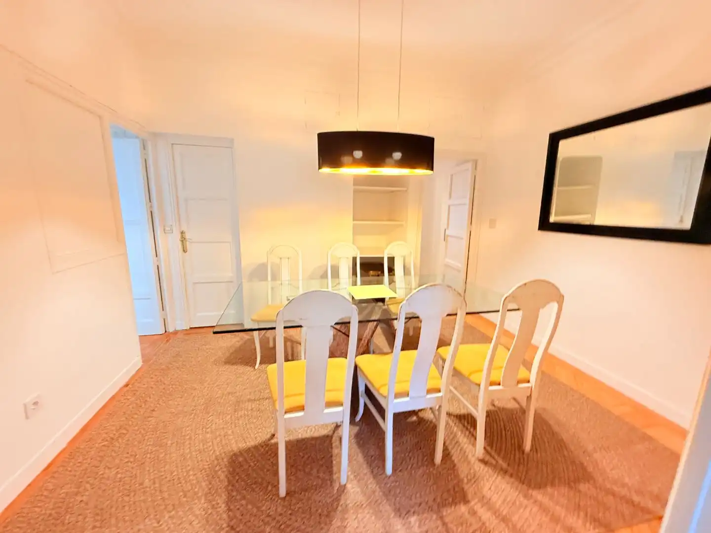 Dining room of Flat for sale in  Madrid Capital  with Air Conditioner, Terrace and Balcony