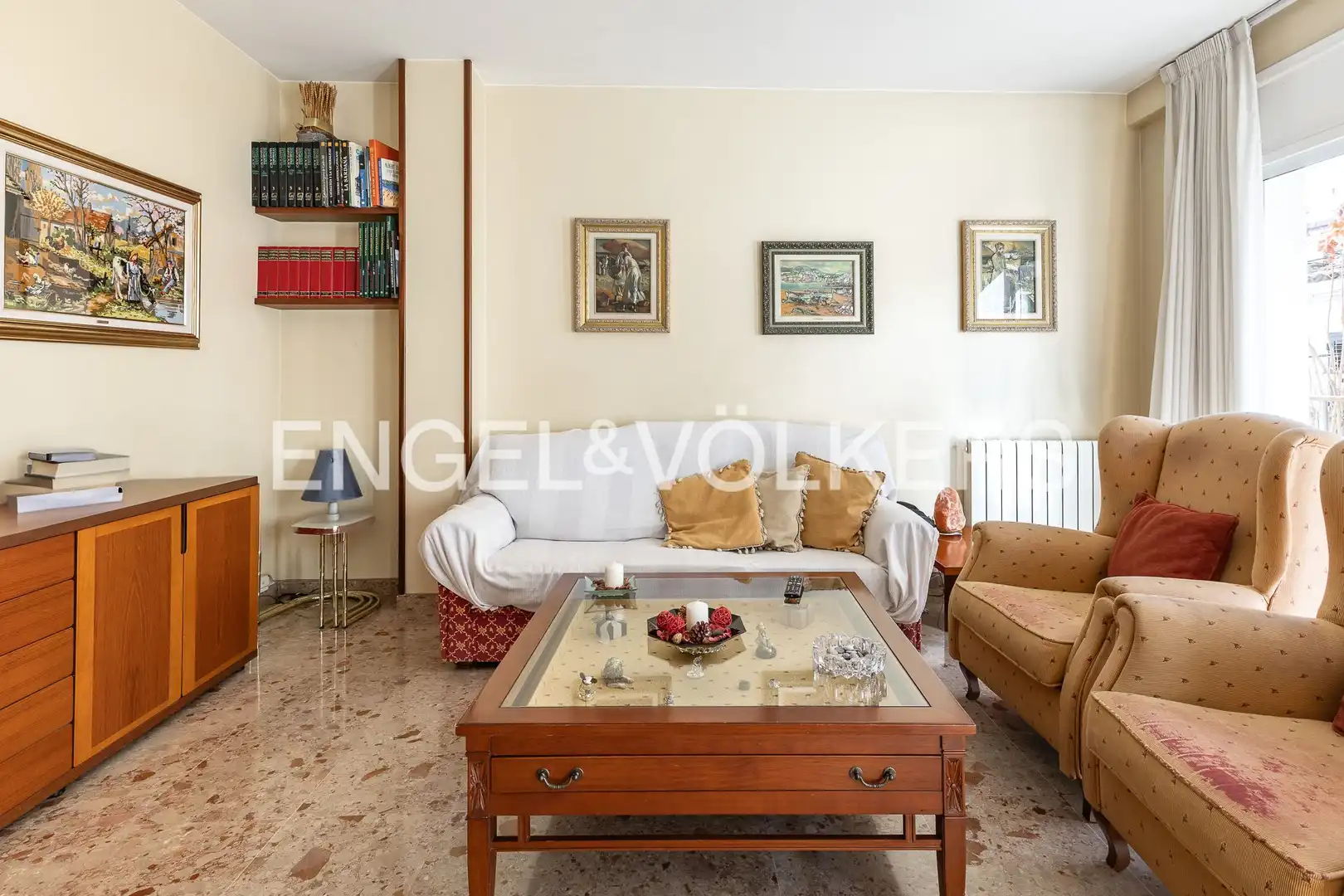 Sala de estar de Piso en venta en Terrassa con Aire acondicionado, Calefacción y Terraza