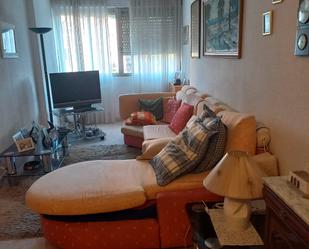 Living room of Flat for sale in Alcalá de Henares  with Heating and Furnished