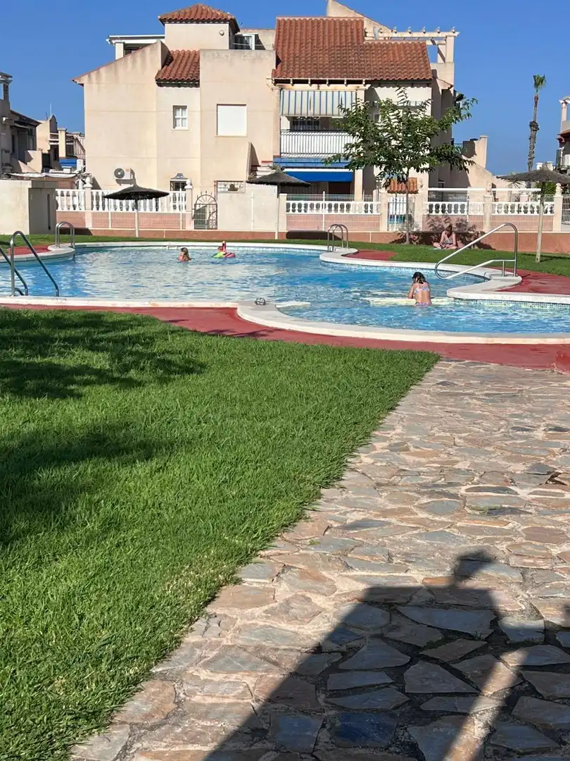 Piscina de Planta baja en venta en Orihuela con Jardín privado, Terraza y Piscina comunitaria