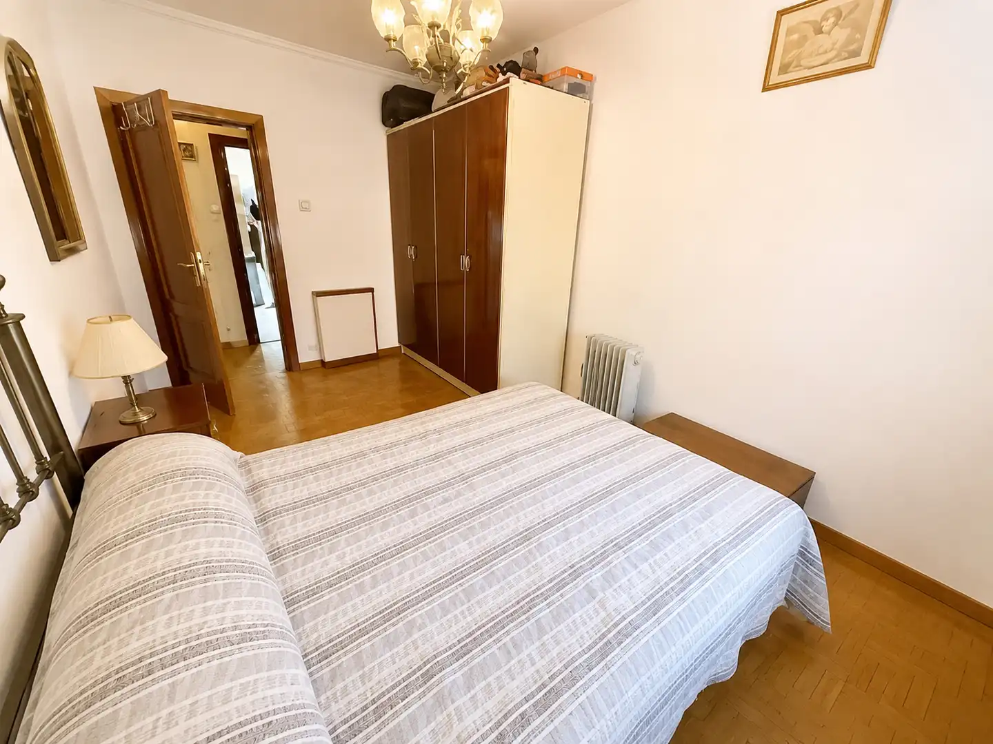 Bedroom of Flat for sale in Madrid  with Heating, Parquet flooring and Furnished