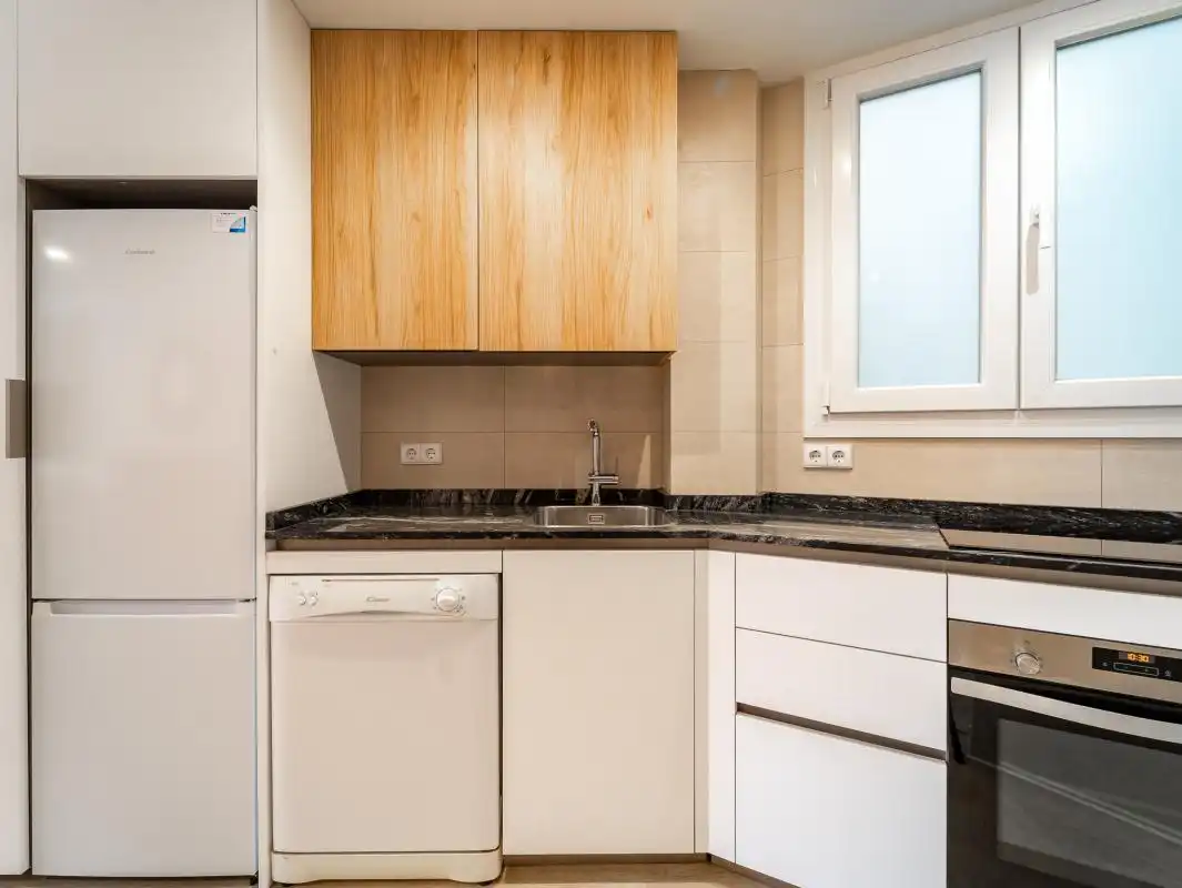 Küche von Wohnung zur Miete in Málaga mit Klimaanlage, Heizung und Terrasse