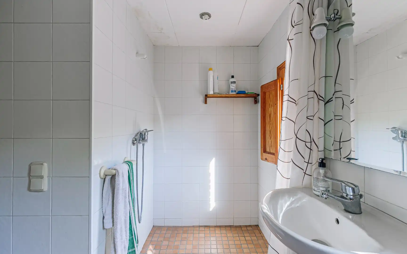 Baño de Finca rústica en venta en Navès con Calefacción, Jardín privado y Terraza