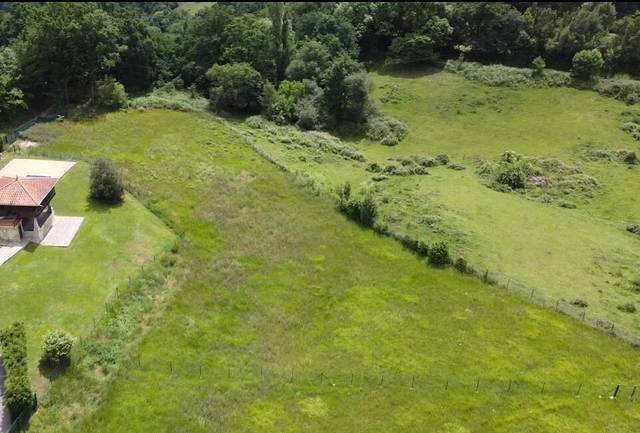 Terreno residencial en Venta en  ARROXOS,LOS en Las Regueras