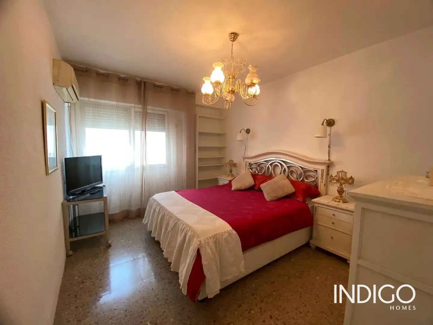 Habitación de Ático en venta en Alicante / Alacant con Calefacción, Terraza y Amueblado