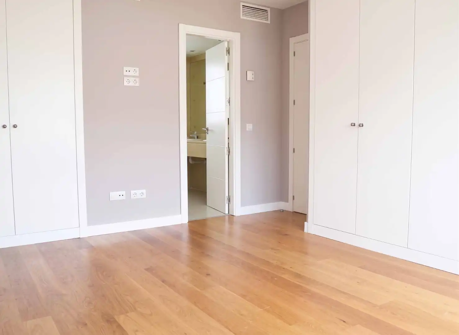 Bedroom of Detached homes for rent in La Moraleja  with Air Conditioner, Heating and Private garden
