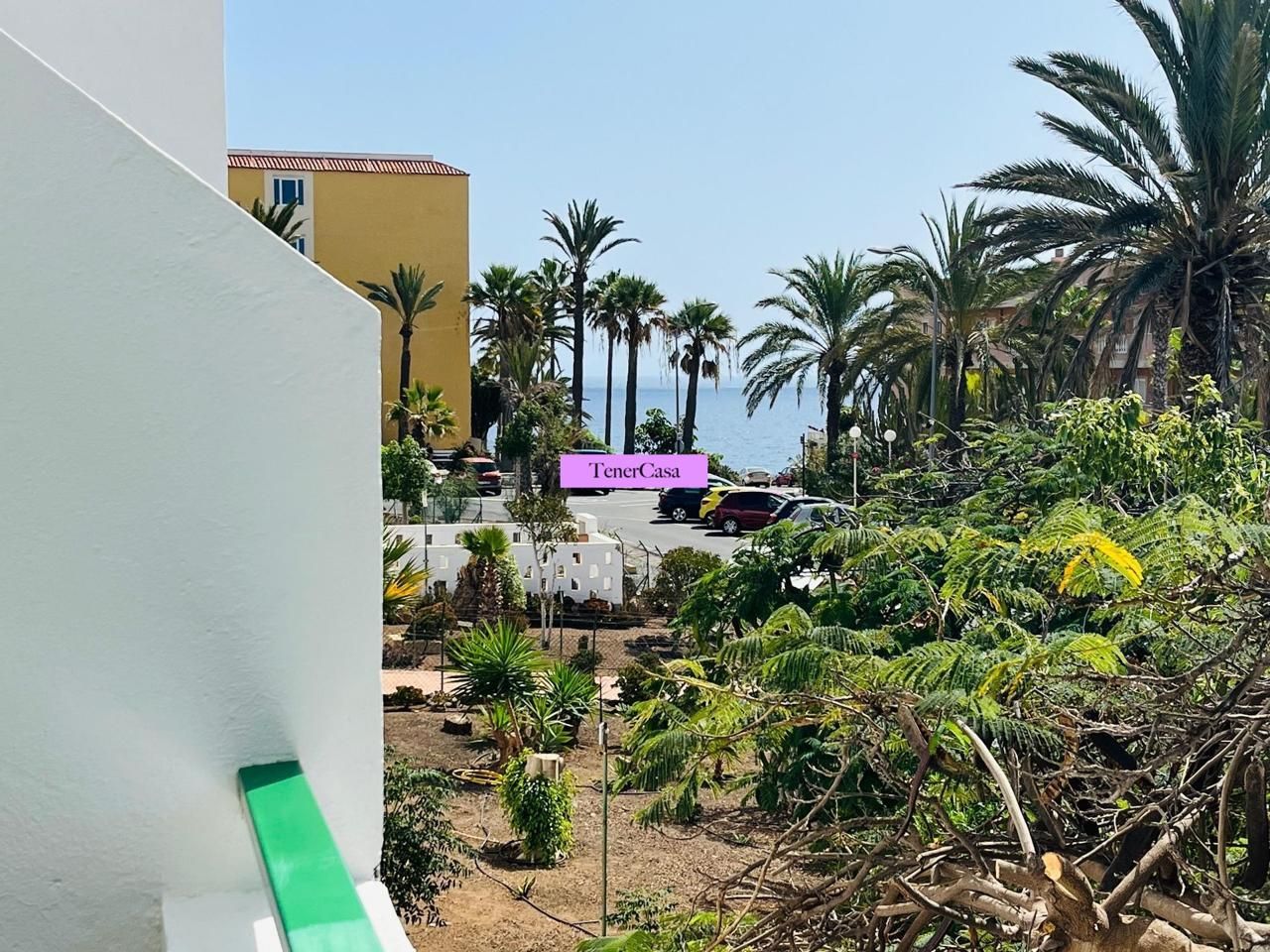 Vista exterior de Dúplex en venda en Arona amb Terrassa i Piscina comunitària