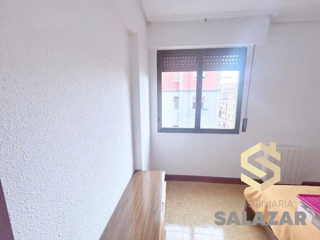 Habitación de Piso de alquiler en Bilbao  con Calefacción y Terraza